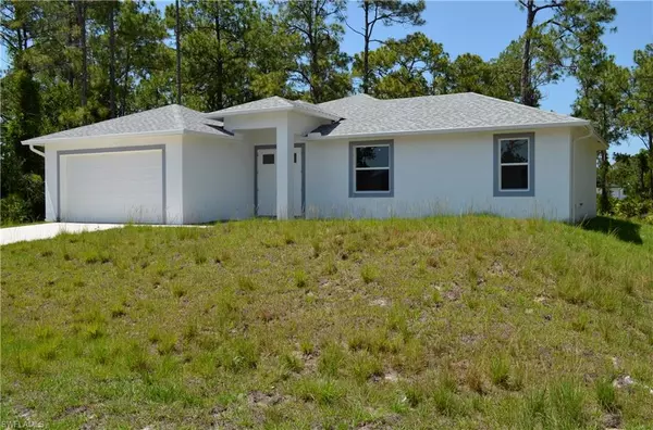2610 34th ST W, Lehigh Acres, FL 33971