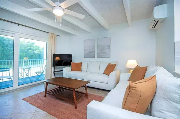 Sanibel, FL 33957,429 E Gulf DR #C54