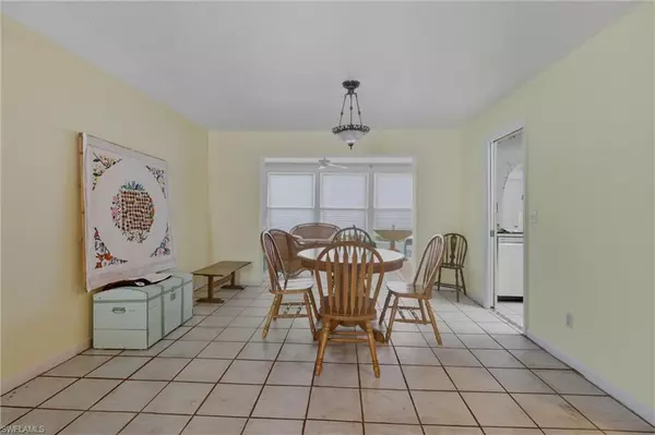 Naples, FL 34112,3119 Boca Ciega DR #B8