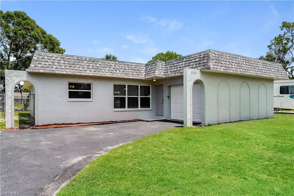 Fort Myers, FL 33967,7323 Barragan RD