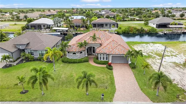 828 NW 39th AVE, Cape Coral, FL 33993