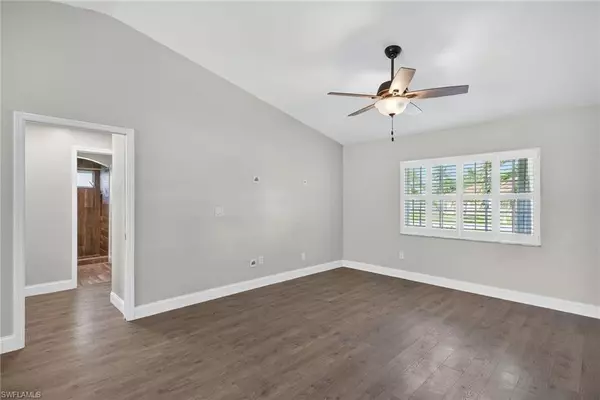 Cape Coral, FL 33990,624 SE 19th LN