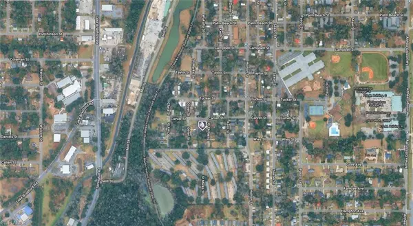 Tallahassee, FL 32310,2332 Saint Marks ST