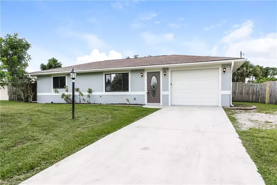 3879 Portair AVE, North Port, FL 34286