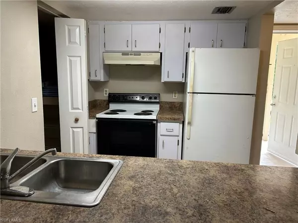 Labelle, FL 33935,211 Park Ave #19