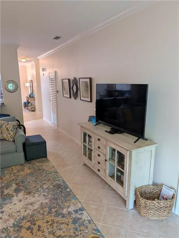 Fort Myers, FL 33912,19460 Cromwell CT #202