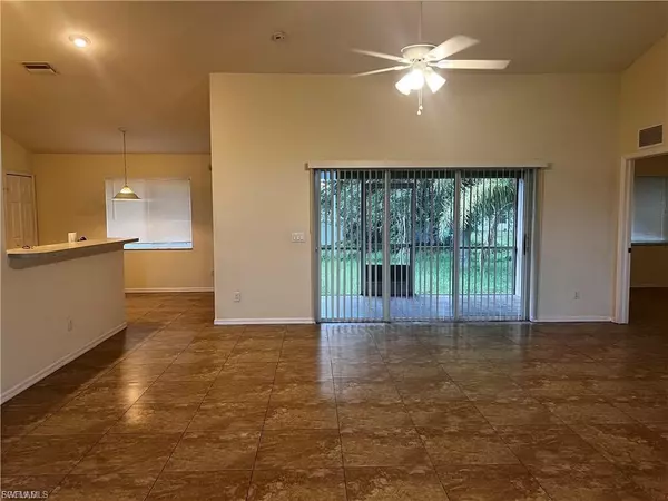 Cape Coral, FL 33991,16 Nelson RD S