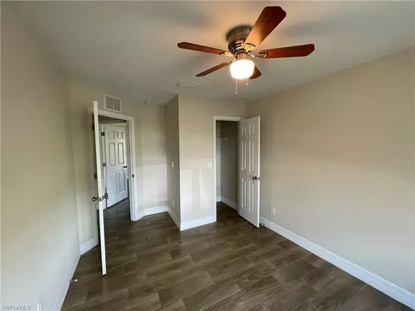 Cape Coral, FL 33991,1444 SW 4th LN