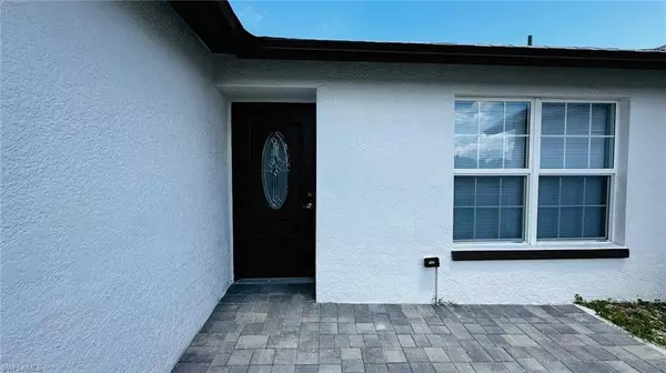 Cape Coral, FL 33990,1108 SE 13th CT