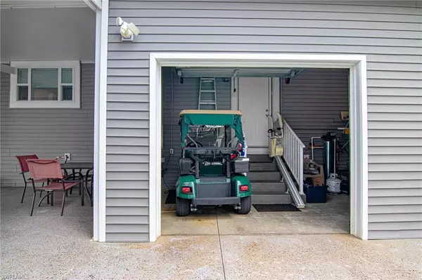 North Fort Myers, FL 33903,417 Snead DR