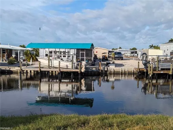 St. James City, FL 33956,3073 Bounty LN