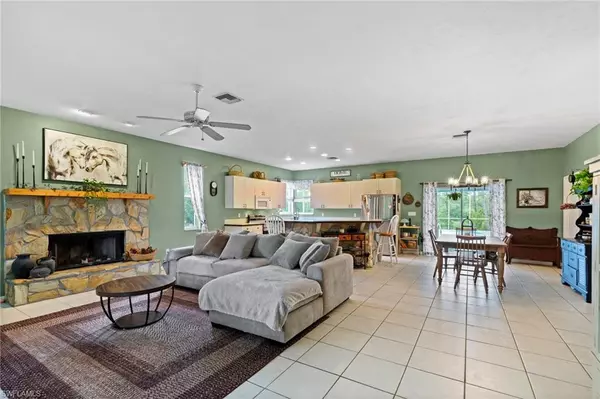 North Fort Myers, FL 33917,22931 Williams DR