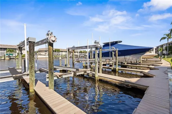 Cape Coral, FL 33904,4240 SE 20th PL #212