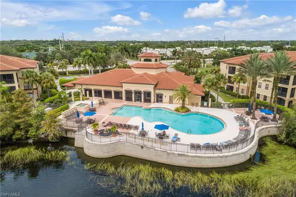 Naples, FL 34105,12940 Positano CIR #301