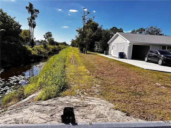 Fort Myers, FL 33967,17352 Phlox DR