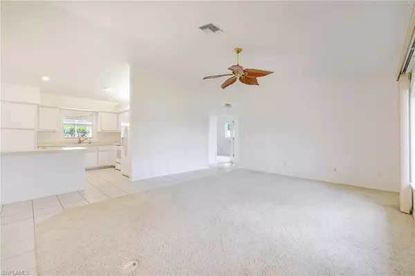 Cape Coral, FL 33990,132 SE 19th TER