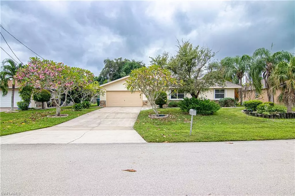 Cape Coral, FL 33990,2006 SE 12th ST