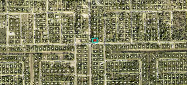 137 Columbus BLVD S, Lehigh Acres, FL 33974