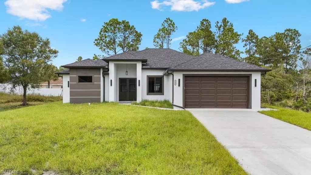 3302 44th ST W, Lehigh Acres, FL 33971