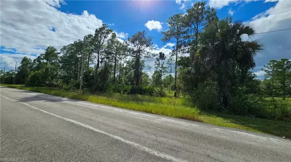 Lehigh Acres, FL 33974,240 Genoa AVE S