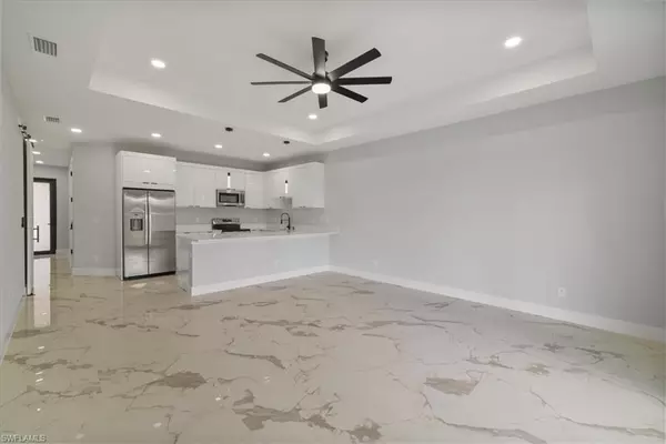 Cape Coral, FL 33909,921/923 Andalusia BLVD