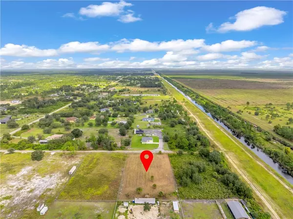 Labelle, FL 33935,7537 3rd PL