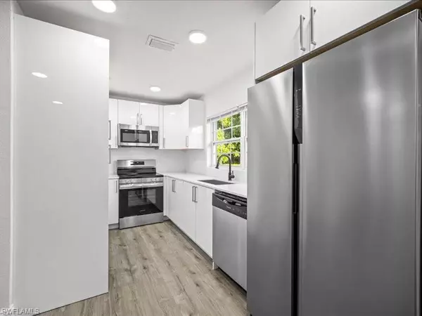 Port Charlotte, FL 33952,21512 Kenyon AVE