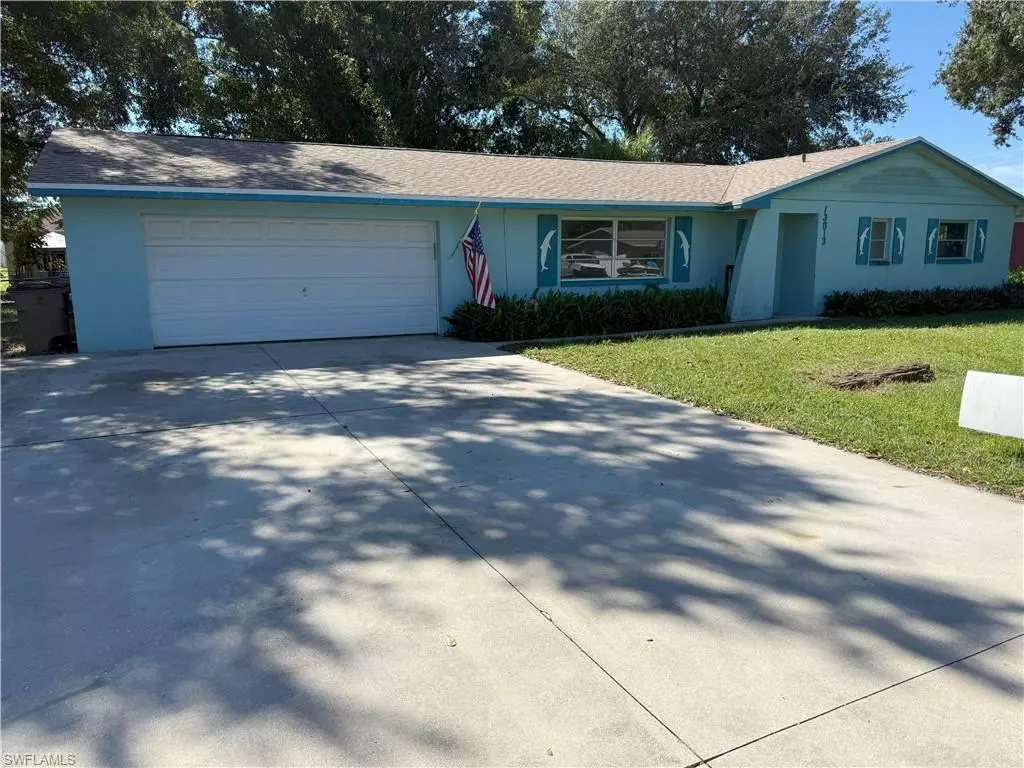 Fort Myers, FL 33905,13013 2nd ST
