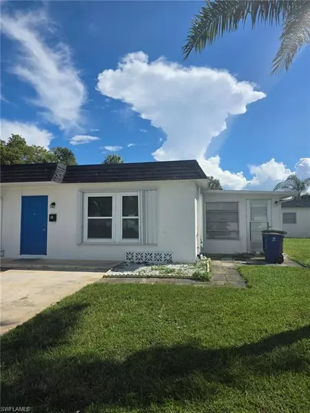 51 Tangerine CT, Lehigh Acres, FL 33936