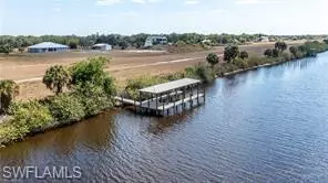 1589 Frontier CIR, Labelle, FL 33935
