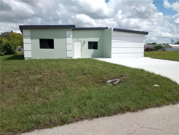 423 Canyon DR S, Lehigh Acres, FL 33936