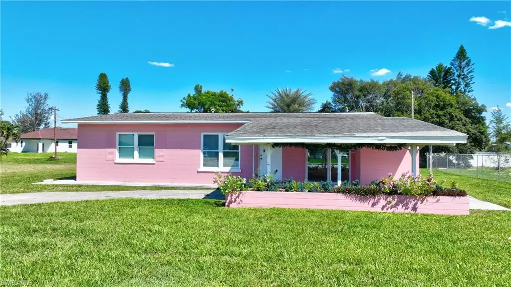 Lehigh Acres, FL 33936,120 Lee BLVD
