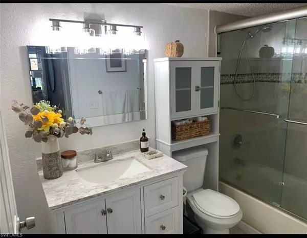 Fort Myers, FL 33912,13545 Eagle Ridge DR #825