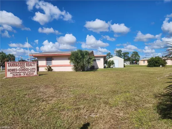 Lehigh Acres, FL 33936,1003 LEELAND HEIGHTS BLVD W