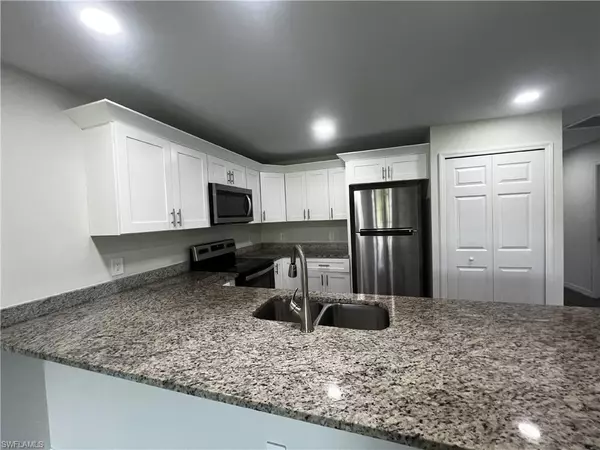 Lehigh Acres, FL 33972,1306 W 12th ST