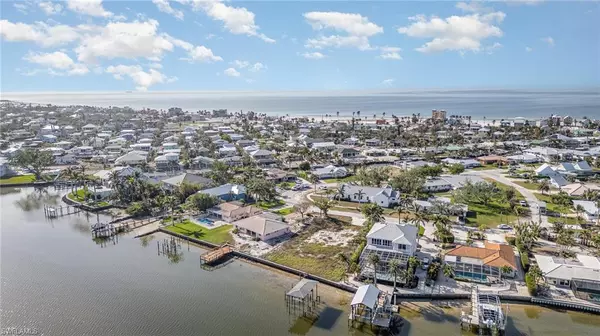 Fort Myers Beach, FL 33931,5636 Williams DR