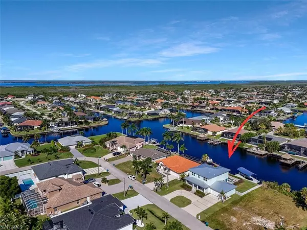 Cape Coral, FL 33914,2717 SW 38th ST