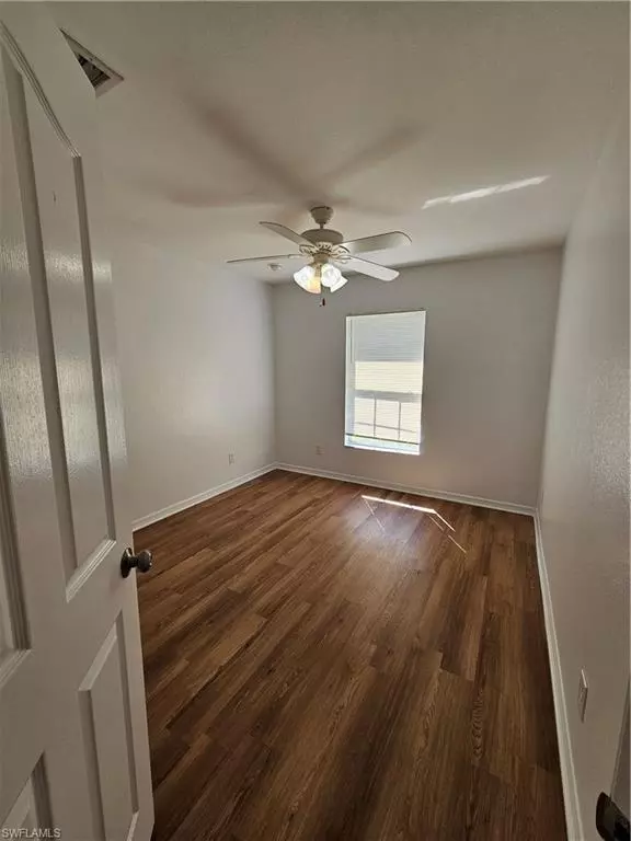 Lehigh Acres, FL 33971,5215 3rd ST W