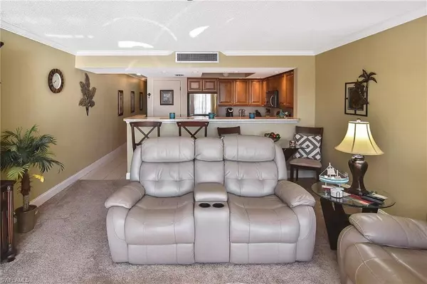 Fort Myers Beach, FL 33931,400 Lenell RD #306