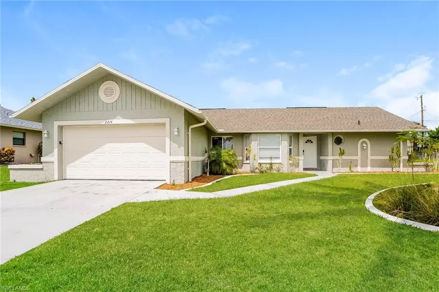 2214 SW 2nd CT, Cape Coral, FL 33991