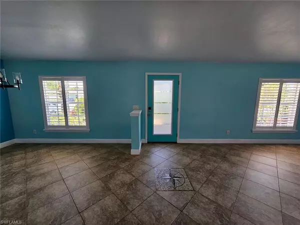 Cape Coral, FL 33991,1502 SW 20th AVE