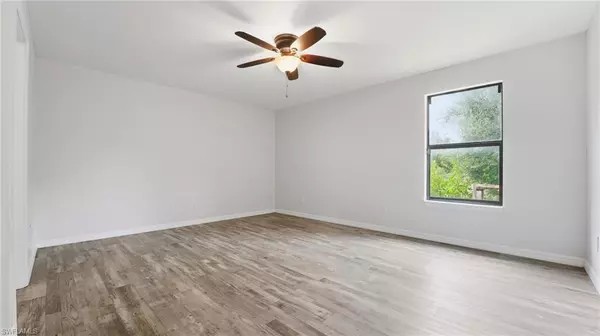 Lehigh Acres, FL 33972,2701 E 18th ST