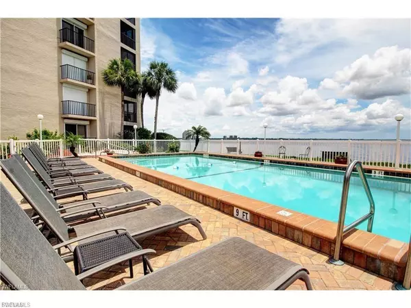 North Fort Myers, FL 33903,4510 N Key DR #406