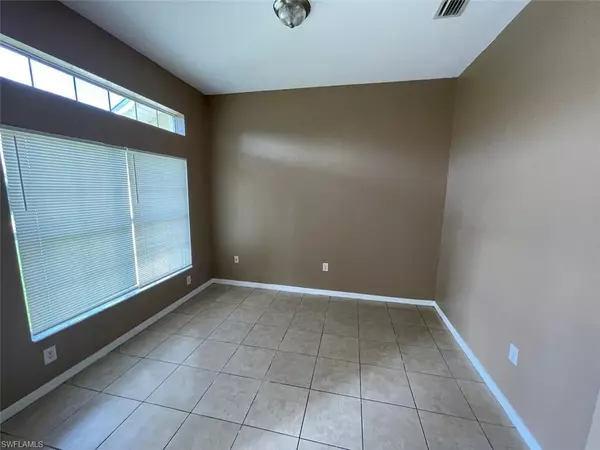 Lehigh Acres, FL 33971,2710 55th ST W