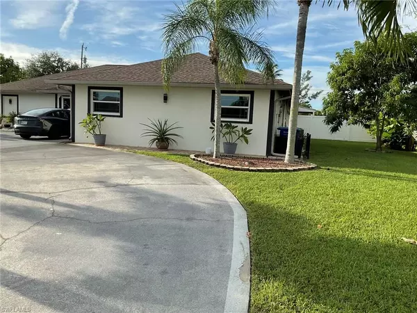 Cape Coral, FL 33904,320 SE 28th TER