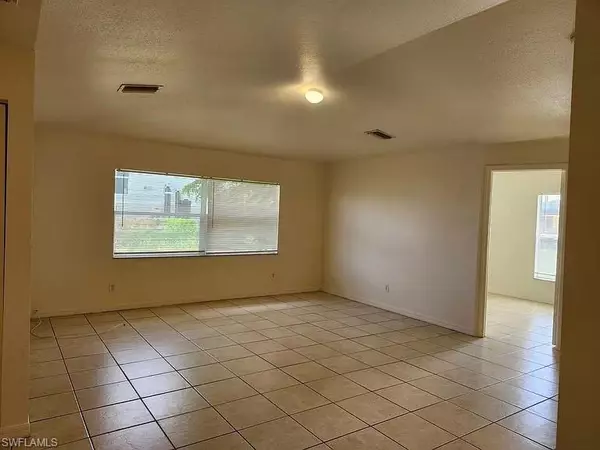 Lehigh Acres, FL 33973,1122 Harry AVE S