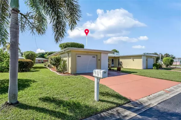 Fort Myers, FL 33907,2164 Leisure LN
