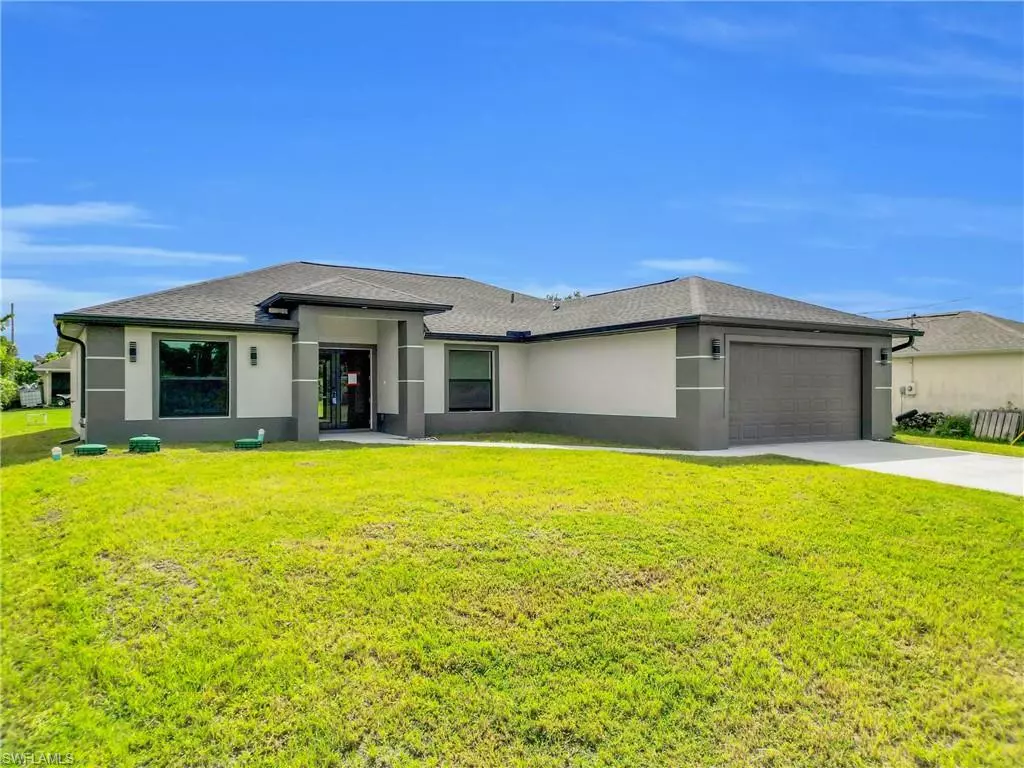 Lehigh Acres, FL 33976,2927 8th ST SW