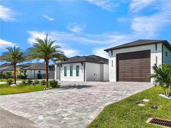 Cape Coral, FL 33991,446 SW 18th CT