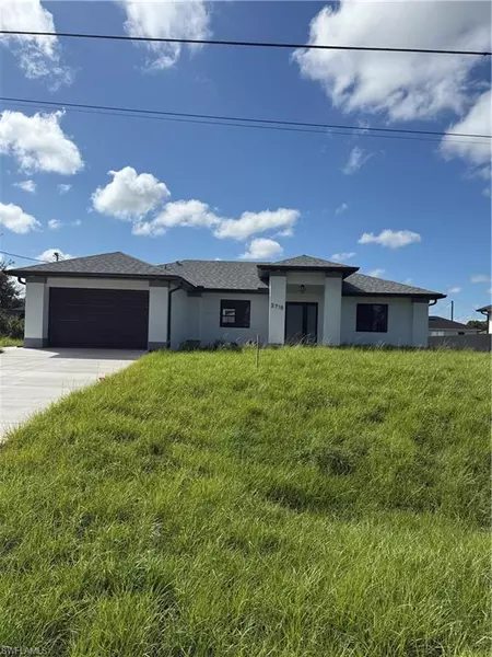 2715 9th ST SW, Lehigh Acres, FL 33976